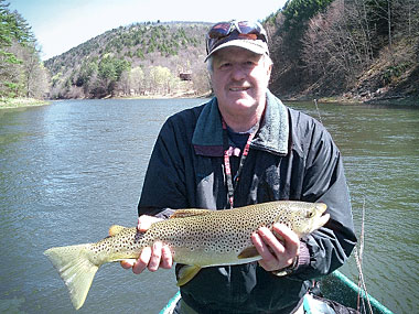 Fly fishing on the Delaware river with Sweetwater Guide Service