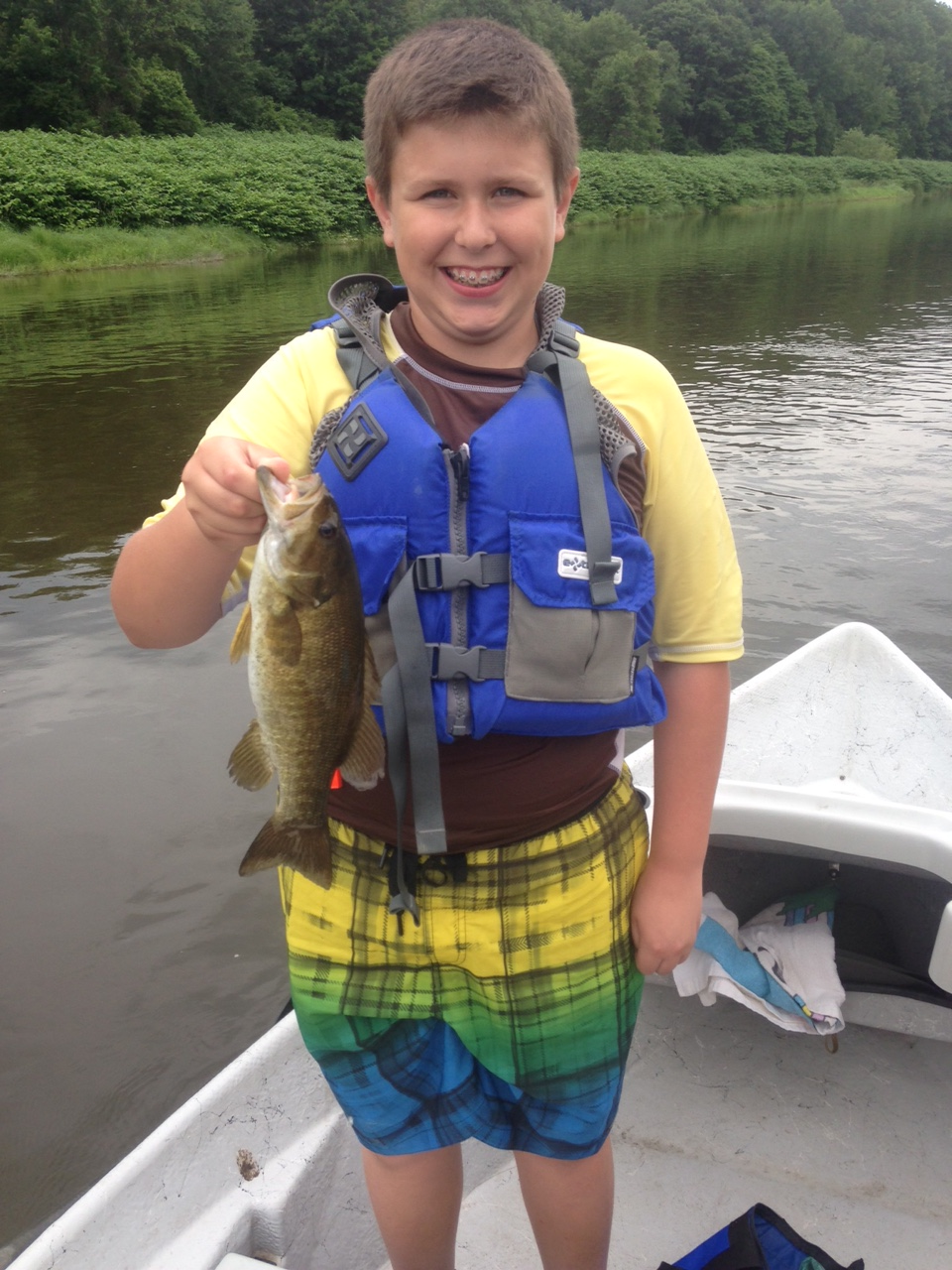 6/17/15 Brother and sister finding the smallmouth bass!