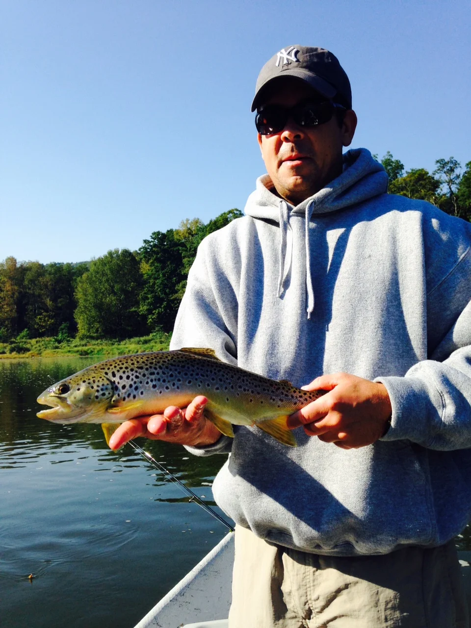 09/19/15Dan B displays the bigger of the two 18" Brownie!