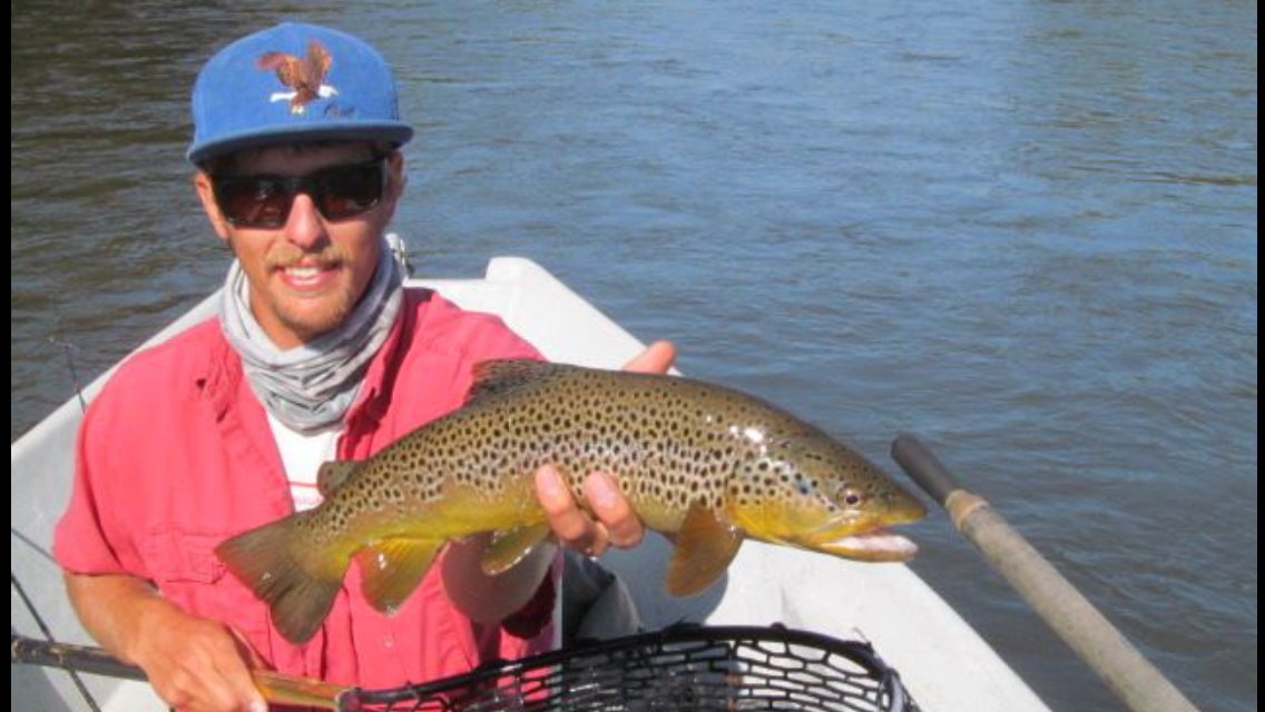 9/24/15 Guide Evan P displays Andy's 18" Brown