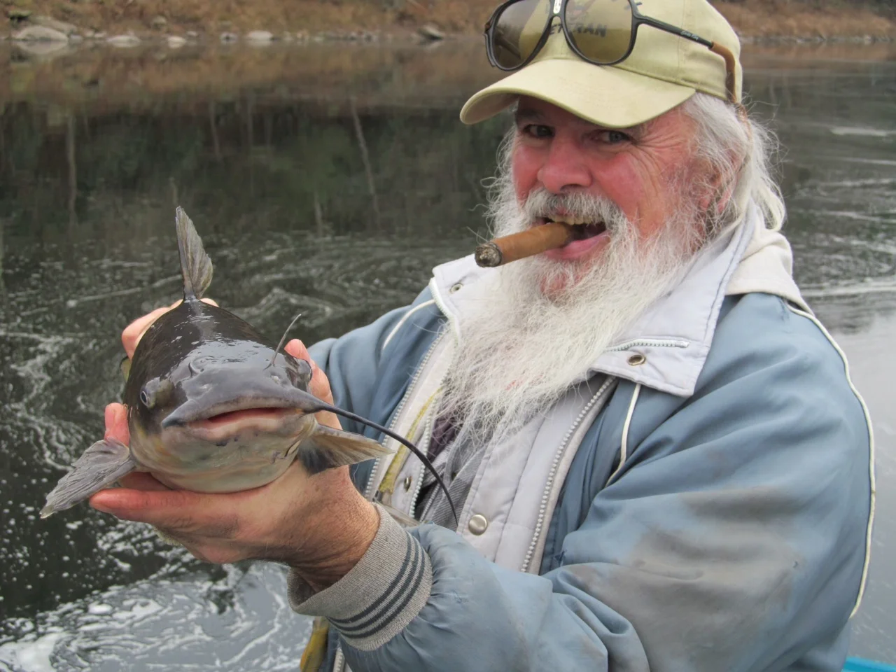 12/7/15 Len jigged this 5lb Channel Cat up out of 55ft of water. Nice! 