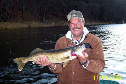 28" Walleye caught on the Main stem