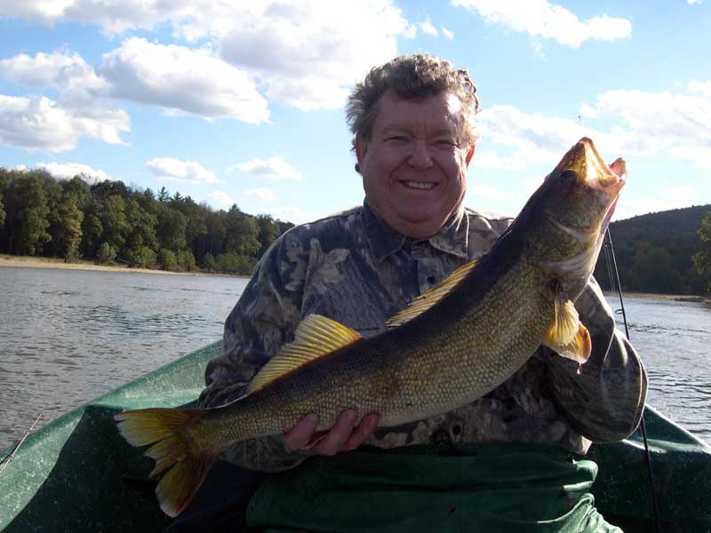 A 30" Walleye for Curt!