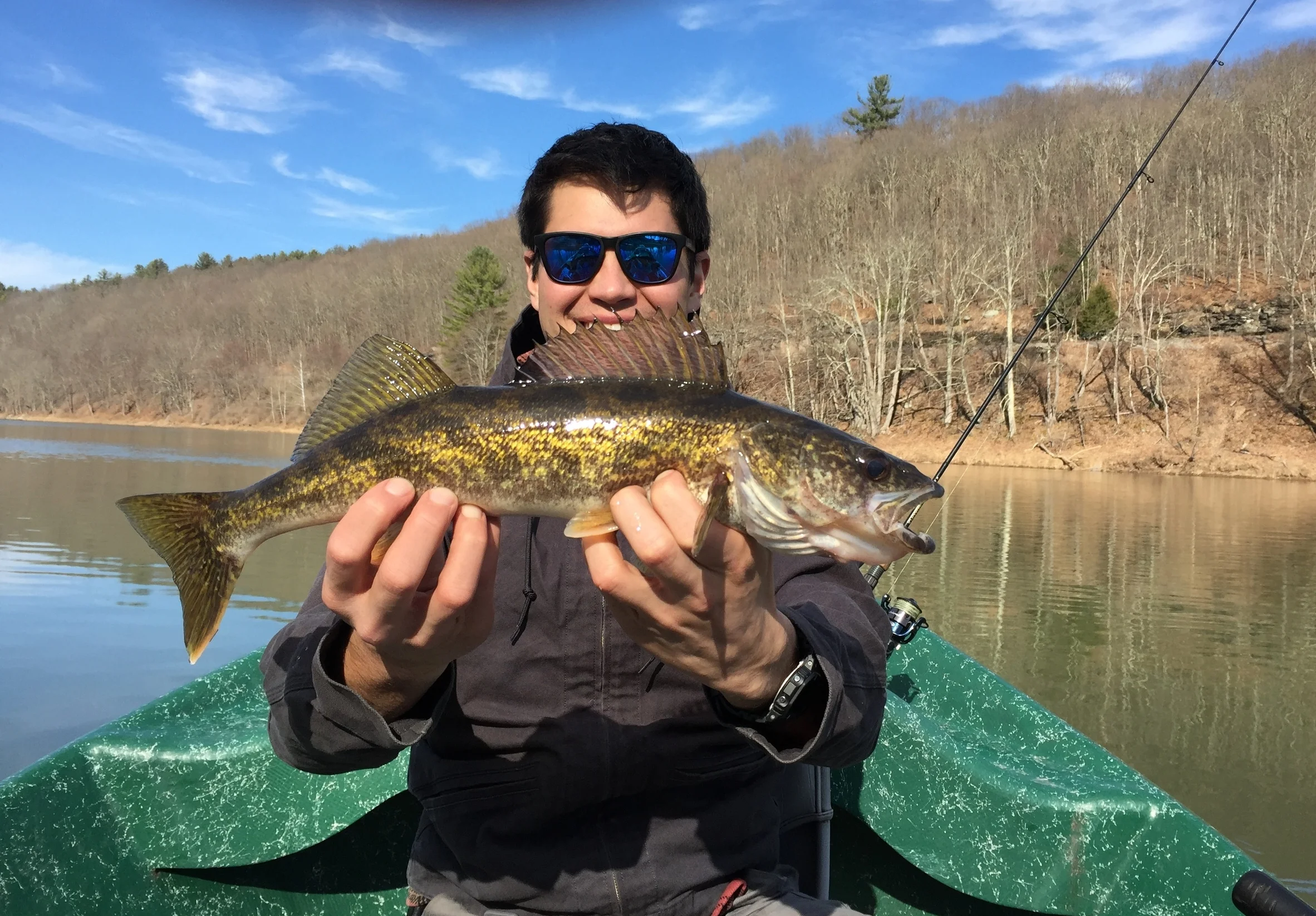 3/12/16 Leonard S. finds this beauty 19" Walleye
