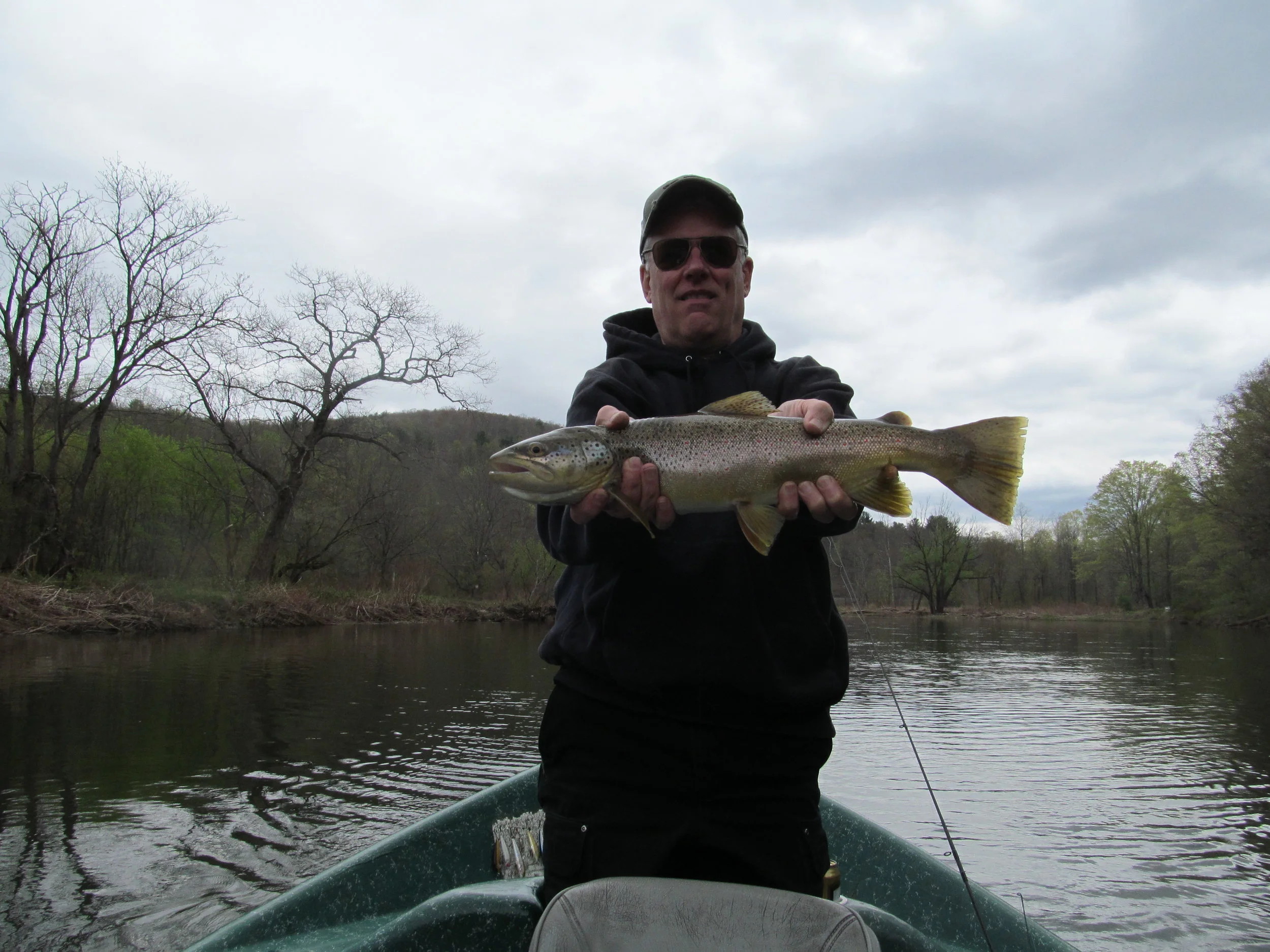 Steve D with a hog 23" Brownie!!