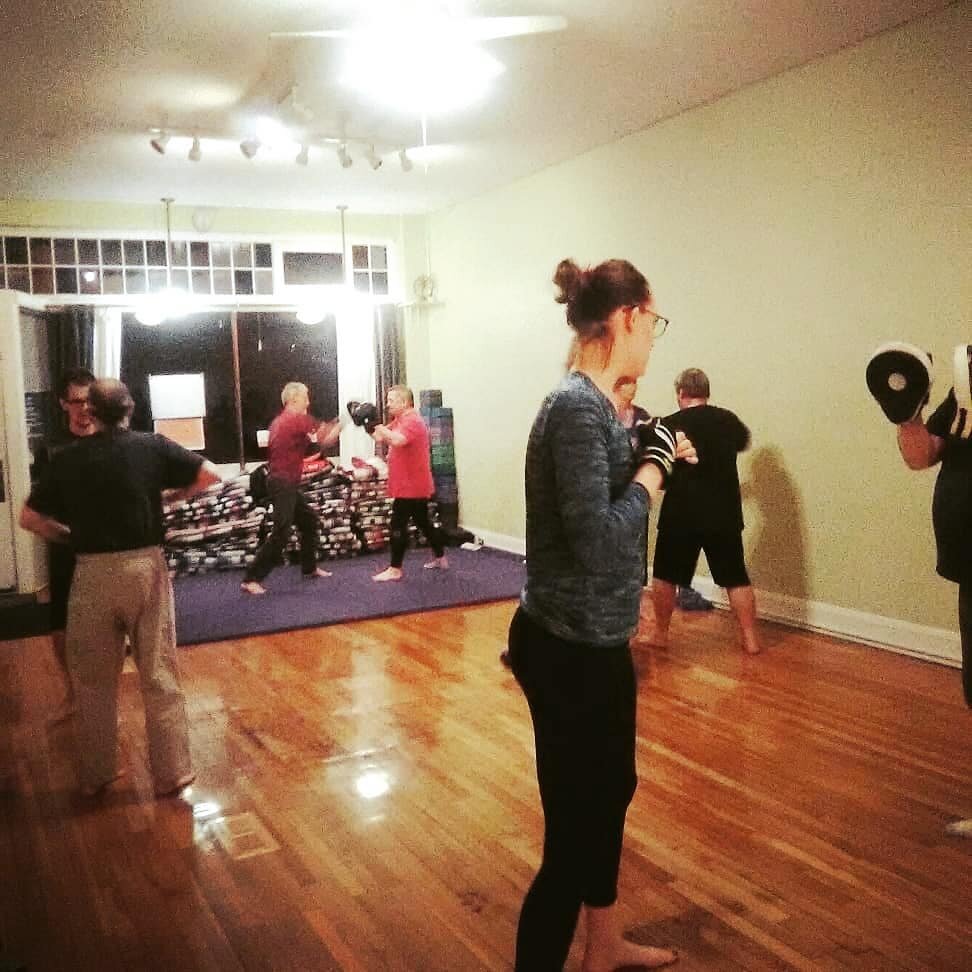 Come smack some pads and refine some defensive skills - every Saturday evening from 5pm to 630pm @nokomisyoga . We'll be there ready to have some fun training. More details at link in bio. #everydayninjas #SMATclass #nokomislife #minneapolis #minneap