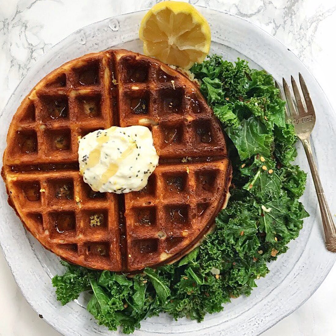 When #NationalWaffleDay falls as summer&rsquo;s coming to a close, there&rsquo;s no better way to celebrate than with this lemon poppyseed Greek yogurt waffle 🧇 It&rsquo;s one of my favorite flavors from childhood in delicious waffle form. Plus this