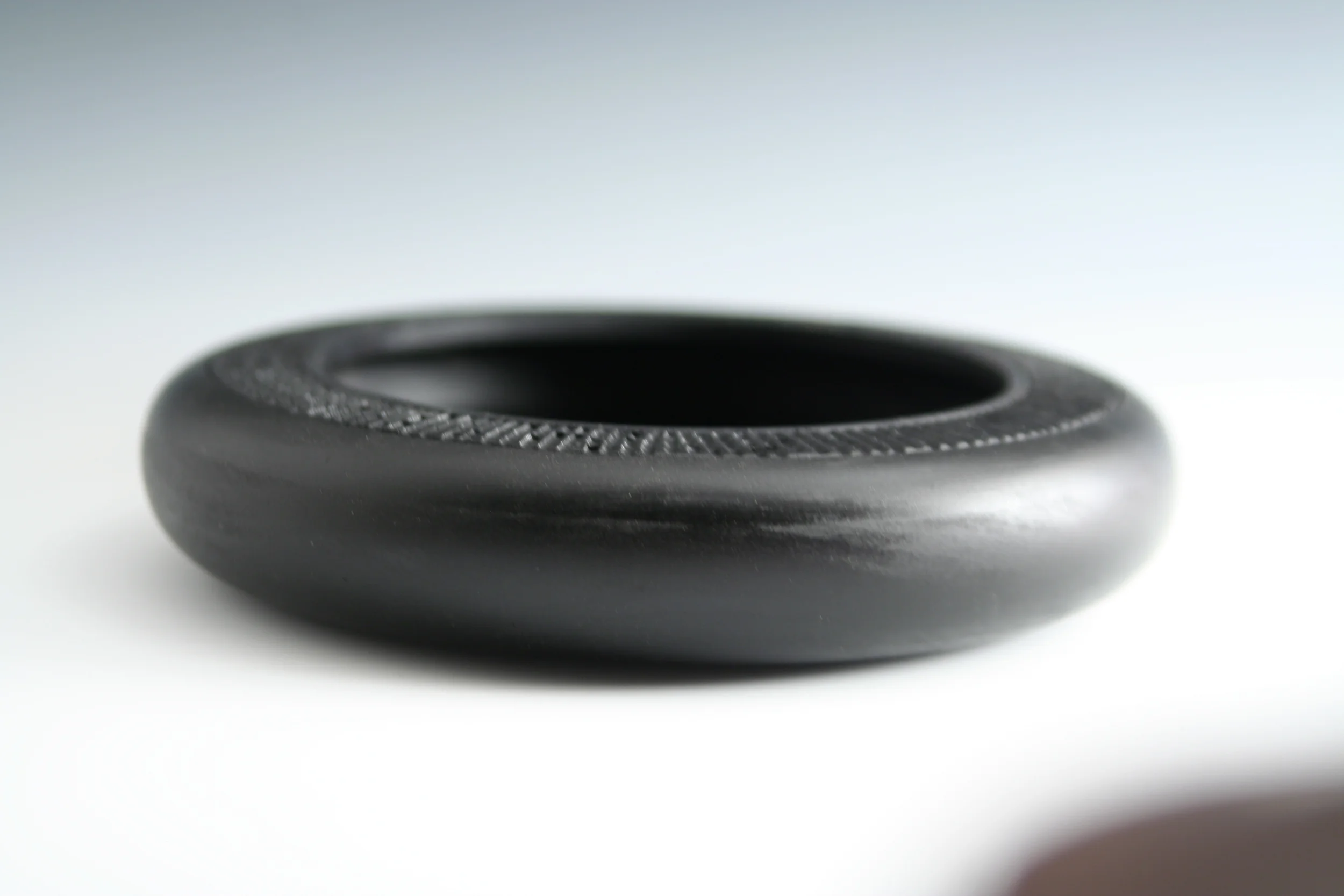 Textured rim