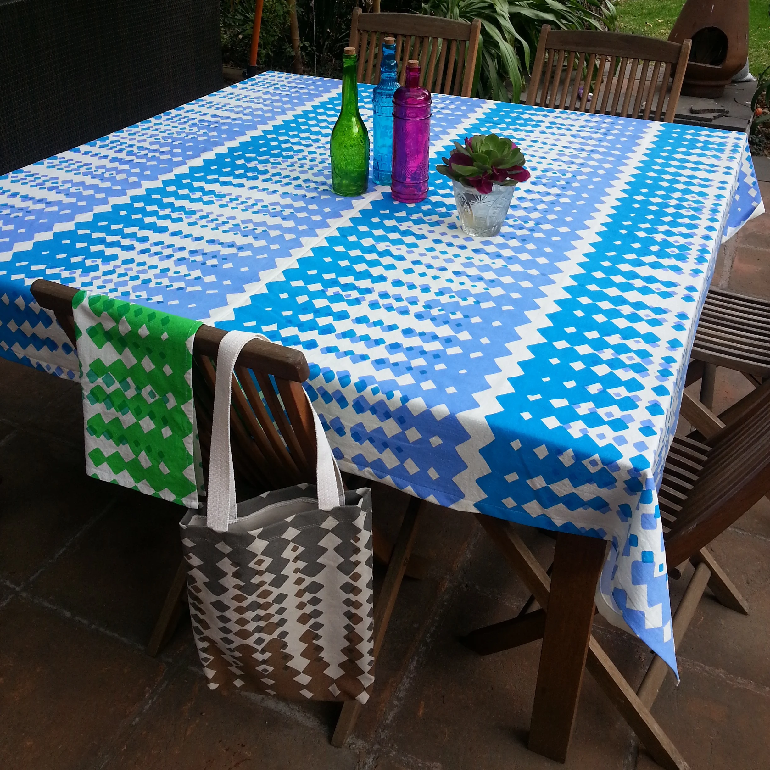 Cascade tablecloth, tea towel, tote