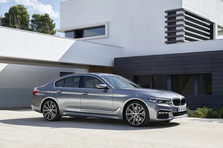 2018-bmw-5-series-1-720x720.jpg