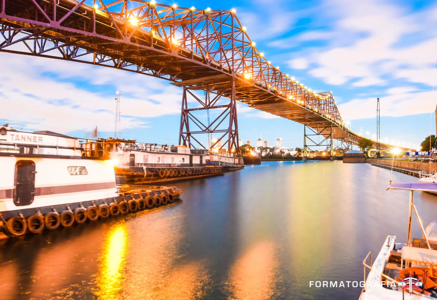 Sunrise Skyway Chicago Illinois Photographer Eric Formato 10-13-3.jpg