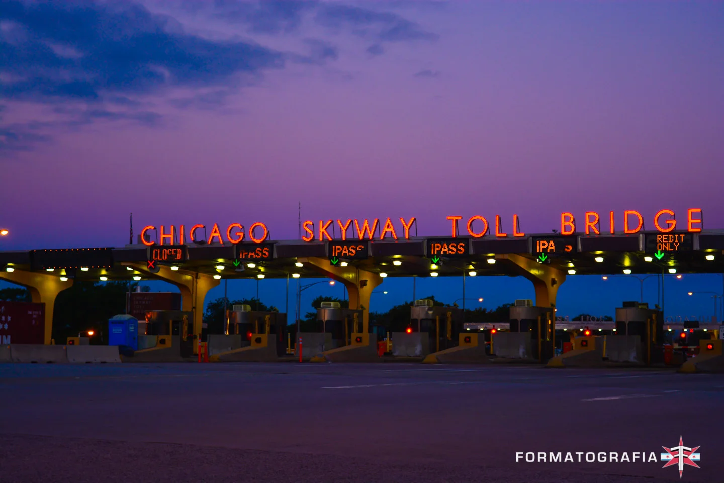 Sunrise Skyway Chicago Illinois Photographer Eric Formato 10-13-30.jpg