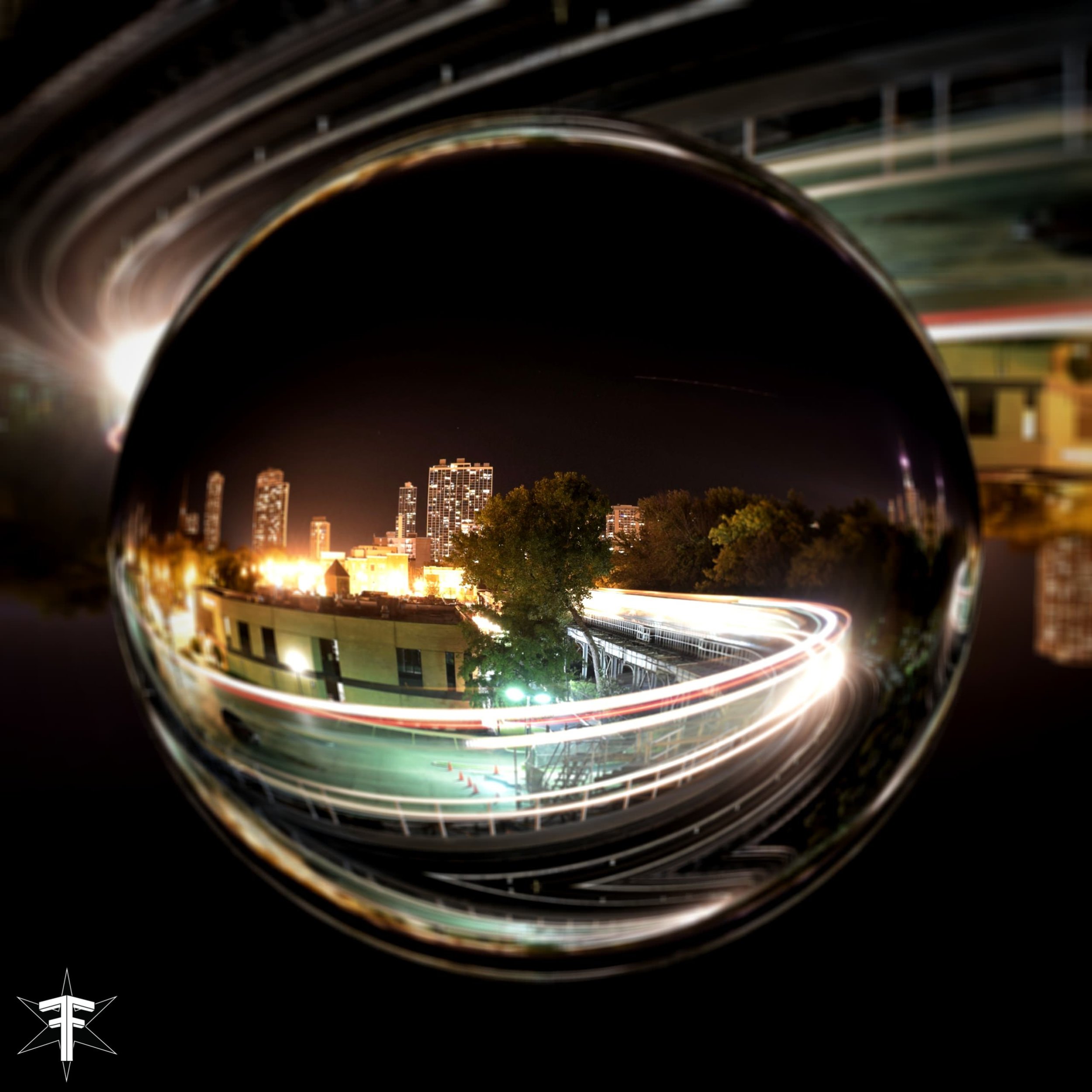 589_mirror.jpg