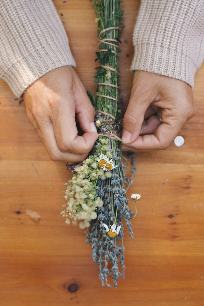 Do it yourself via Jenni Kayne’s instructions (image via Jenni Kayne