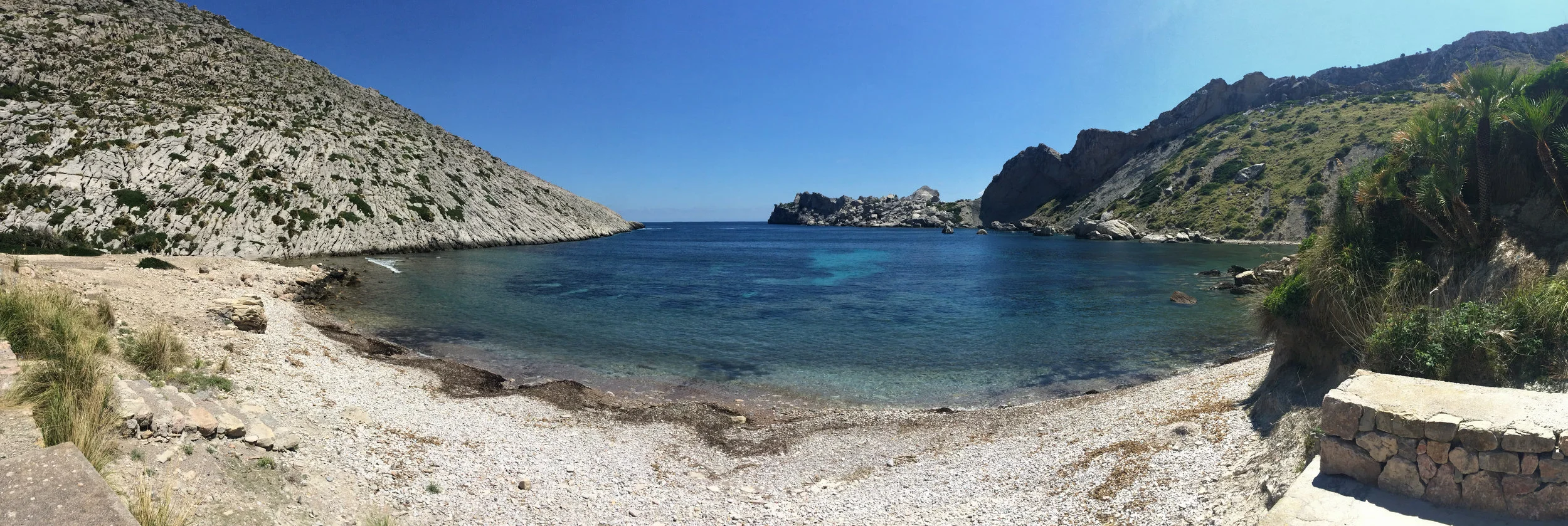The beach was comprised of small rocks and large rocks. It wasn't terribly relaxing or comfortable. But it was beautiful.