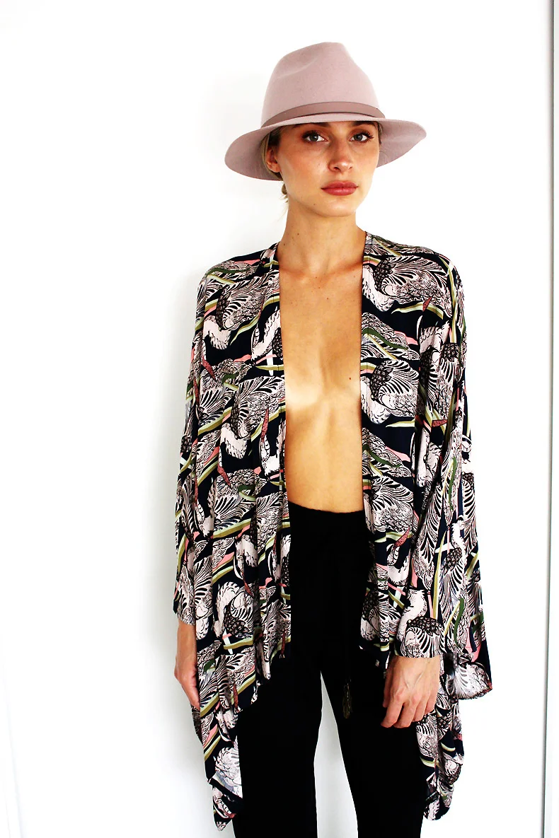 MERAKI-LUXE-FASHION-DESIGNER-ECO-KIMONO-LOVE-3.jpg