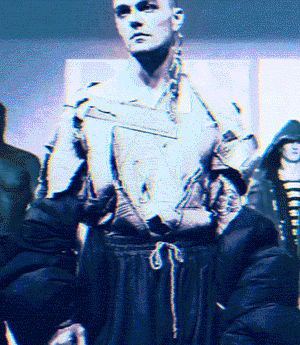 MADE_FASHION_WEEK_AW16_FITTON_12.gif