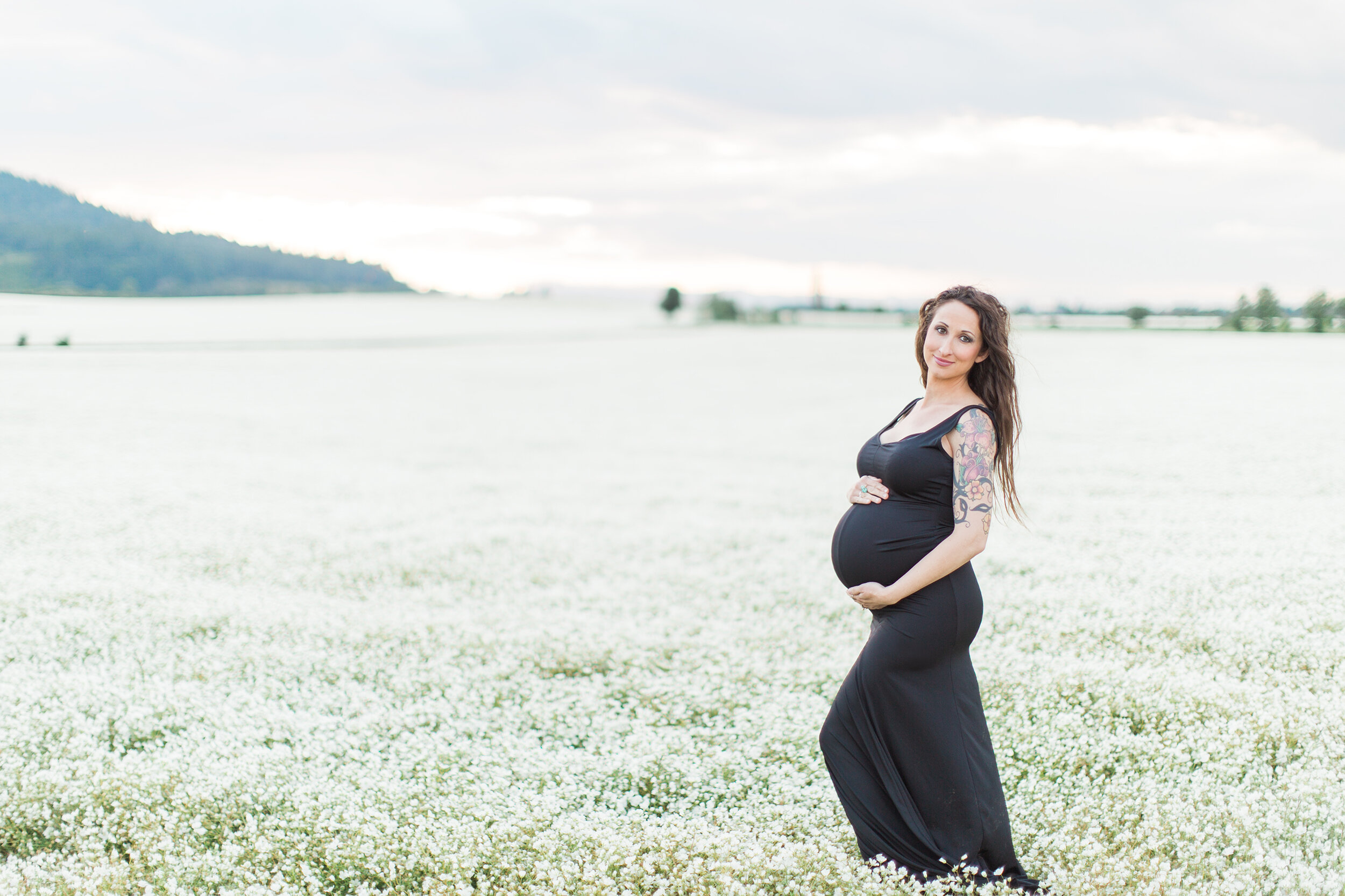 Oregon-Flower-Field-Maternity-Photography-02.jpg