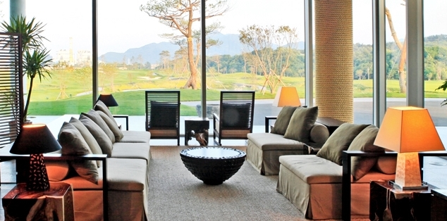 Clubhouse Lounge