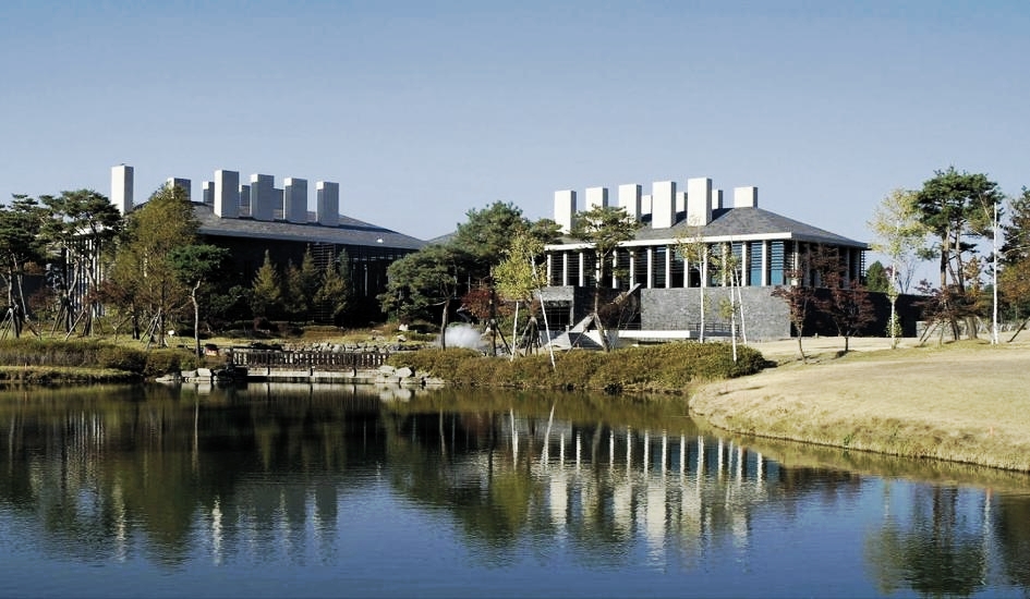 ClubHouse Panorama View
