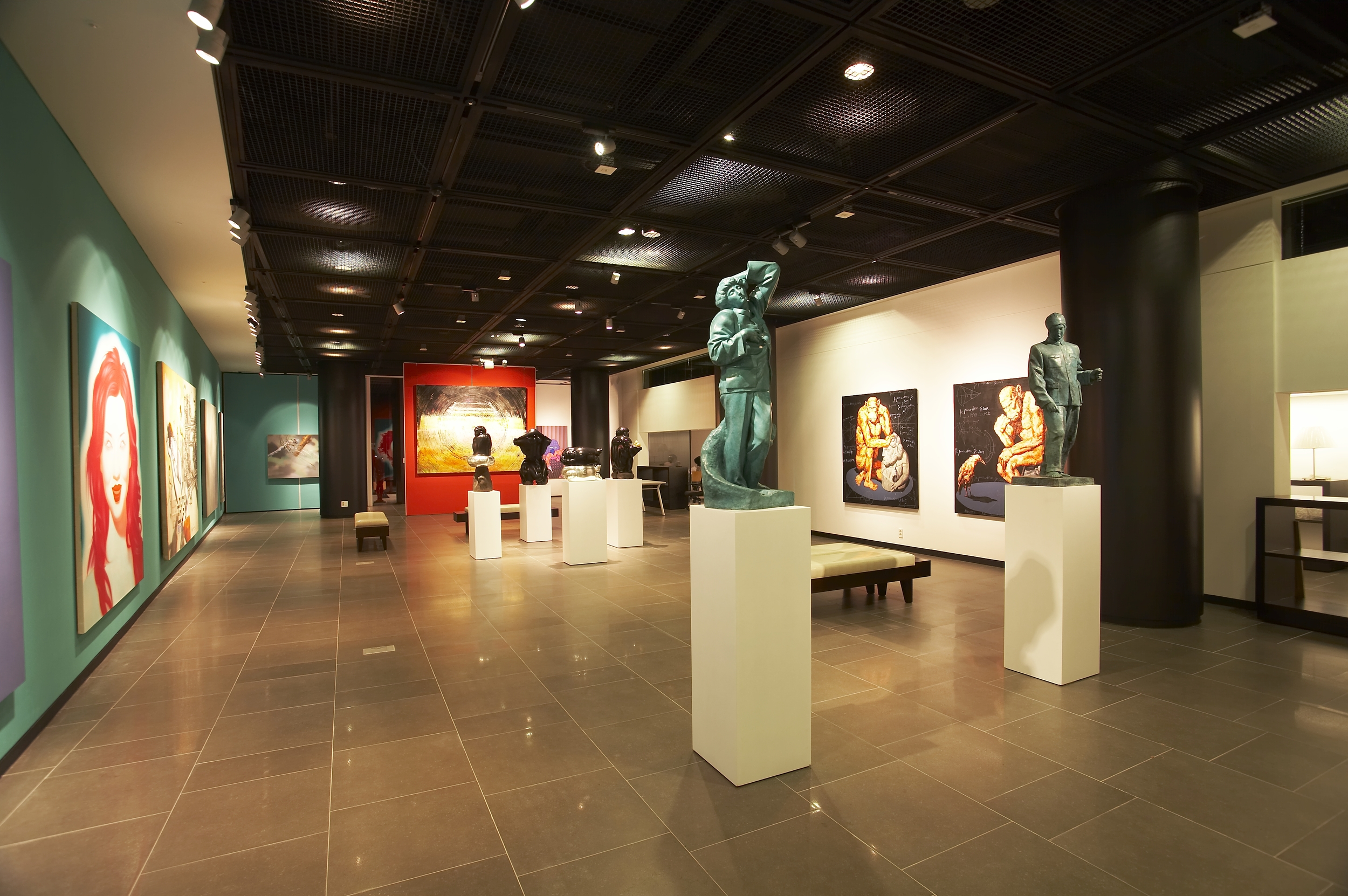 Doosan Gallery