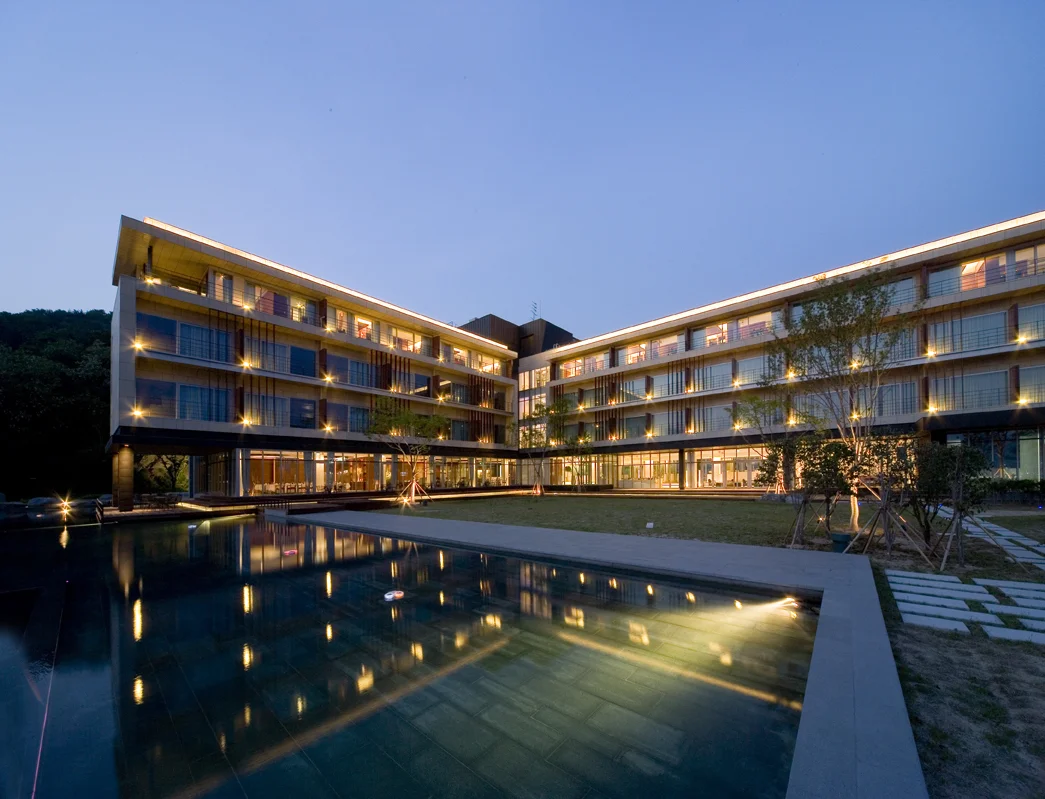 Hotel Pool