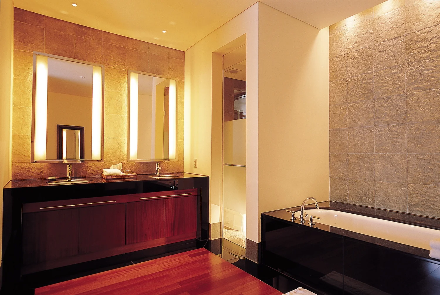 Villa master bath room