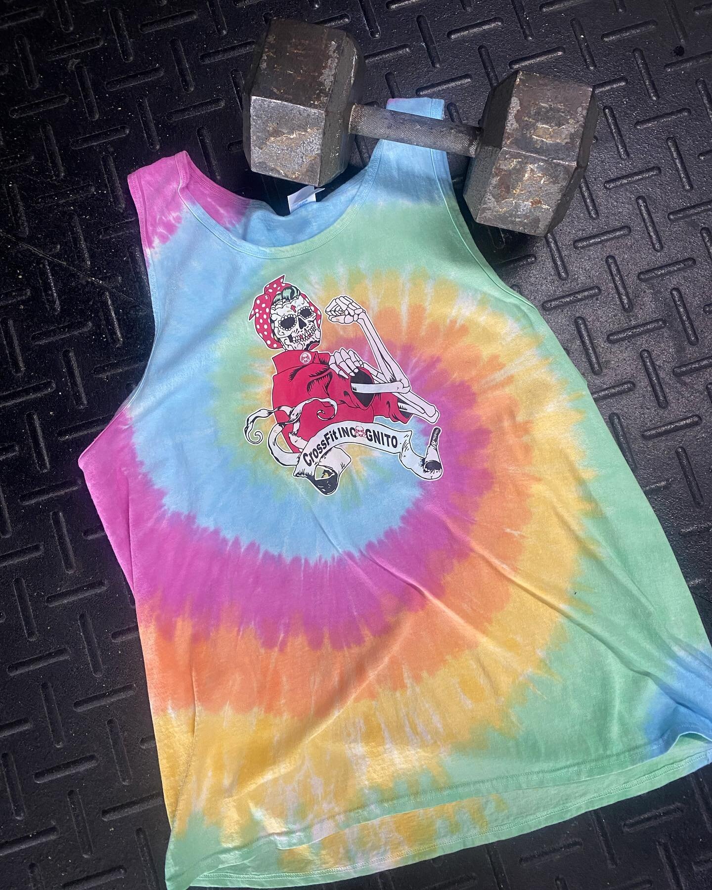 Last one! XL Rosie Tank $28
PM us or Contact Karen to claim!