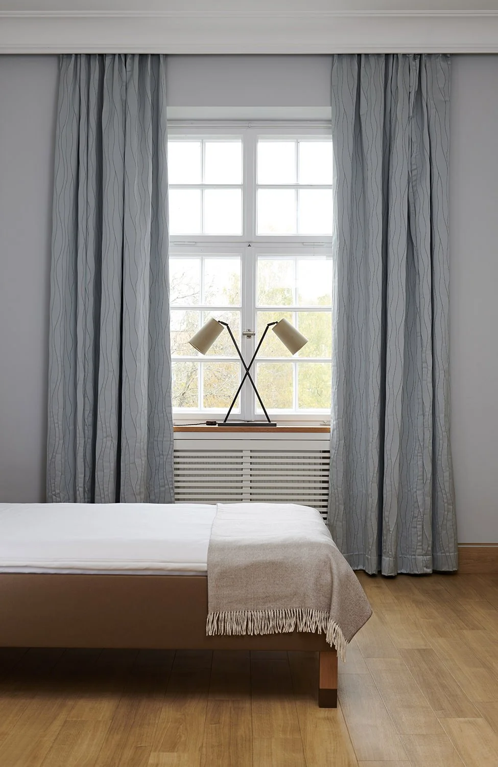 Psychosomatische-Klinik-Kloster-Diessen-Pilati-Interieurdesign-Interieurfotografie-Zimmer-Grau-2.jpg