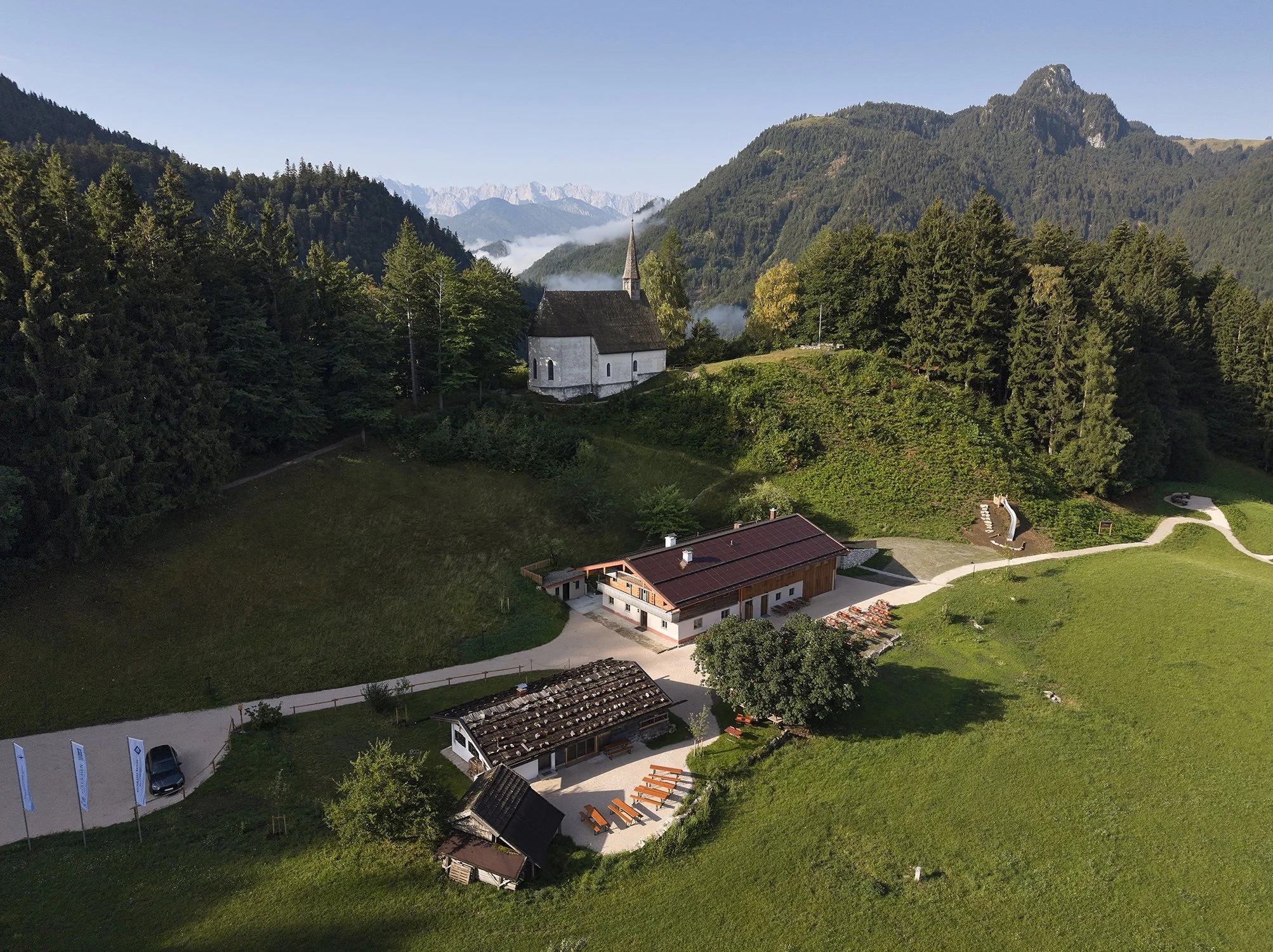 Berggasthof-Streichen-architekturfotografie-drohnenfoto-2.jpg