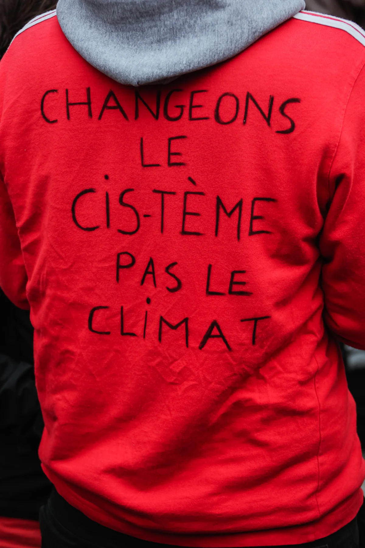  PARIS PLACE DE LA REPUBLIQUE 