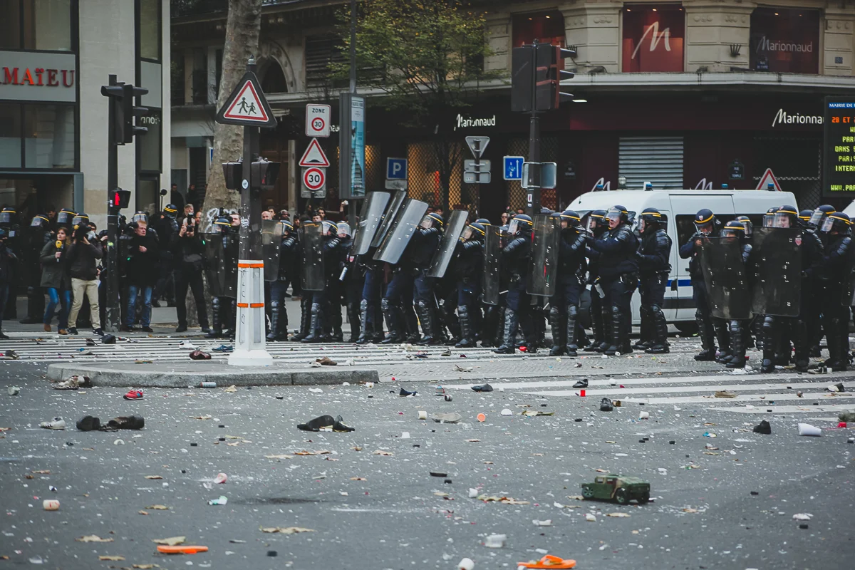  PARIS PLACE DE LA REPUBLIQUE 
