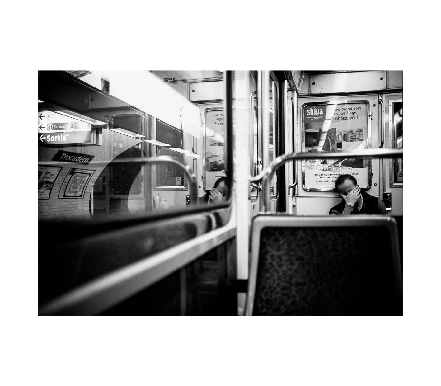 1_PARIS2016_horizmono9.jpg