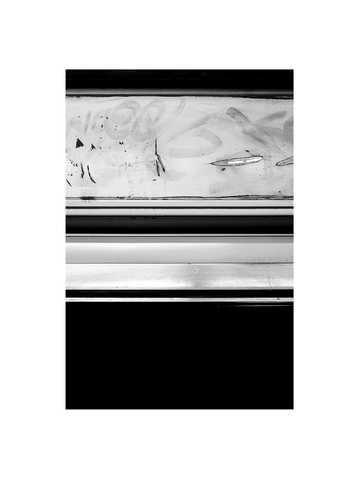 PARIS2016_VRTCL_mono6.jpg