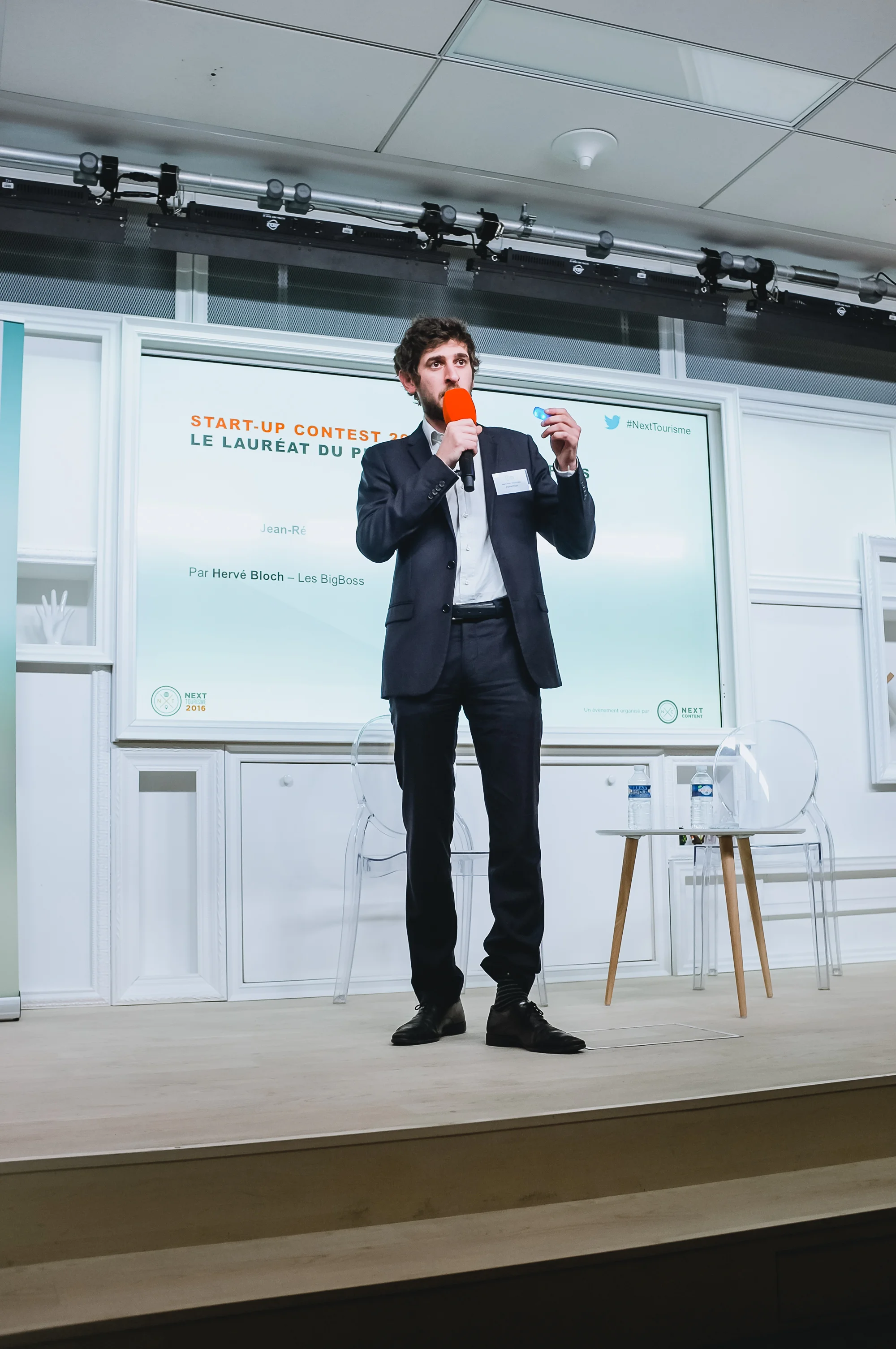  un event NEXT CONTENT 