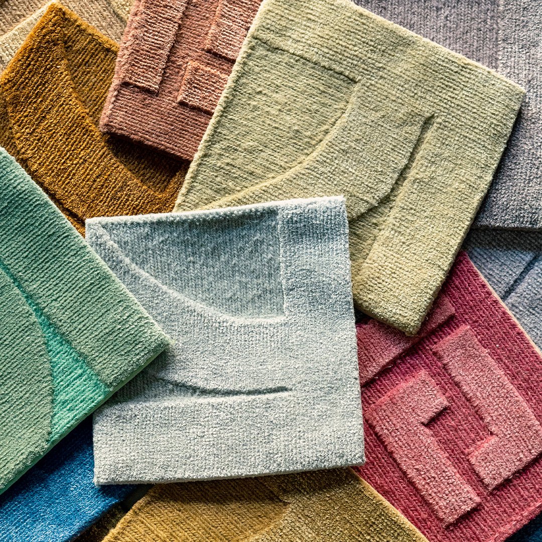 Classic Soumak Collection 
17 new colors selected by Franziska Reuber, owner and designer of Reuber Henning

Pic &copy;felixbroede

Link in Bio

#customrugs #bespokerugs #reuberhenning #labelstep #contemporarydesign #interiordesign #interior #newcoll