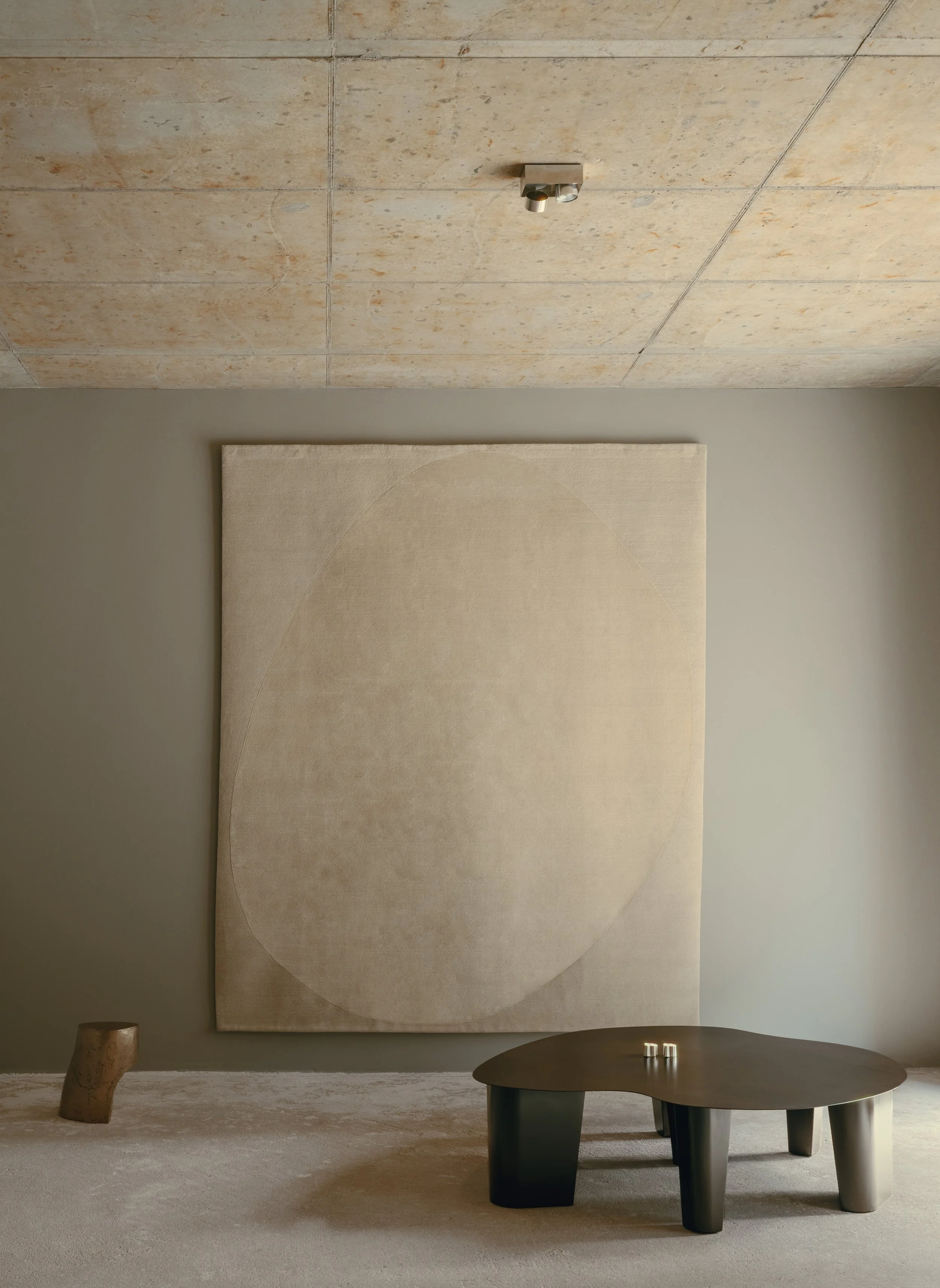 Website©Nino Tugushi 26-09 Currents-Studio Mara & Reuber Henning_SMNT_01.jpg