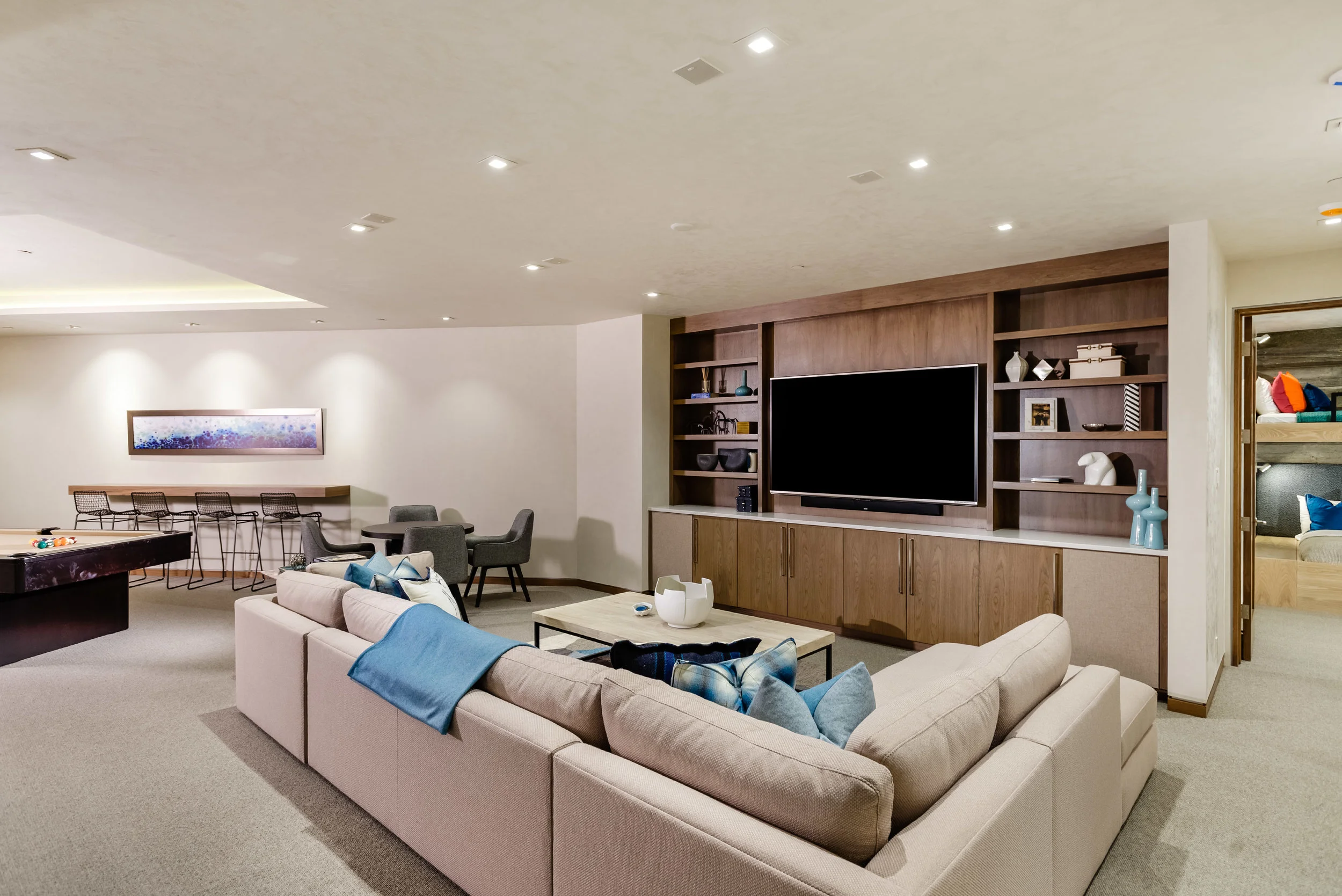840Walnut_HiRes220.jpg