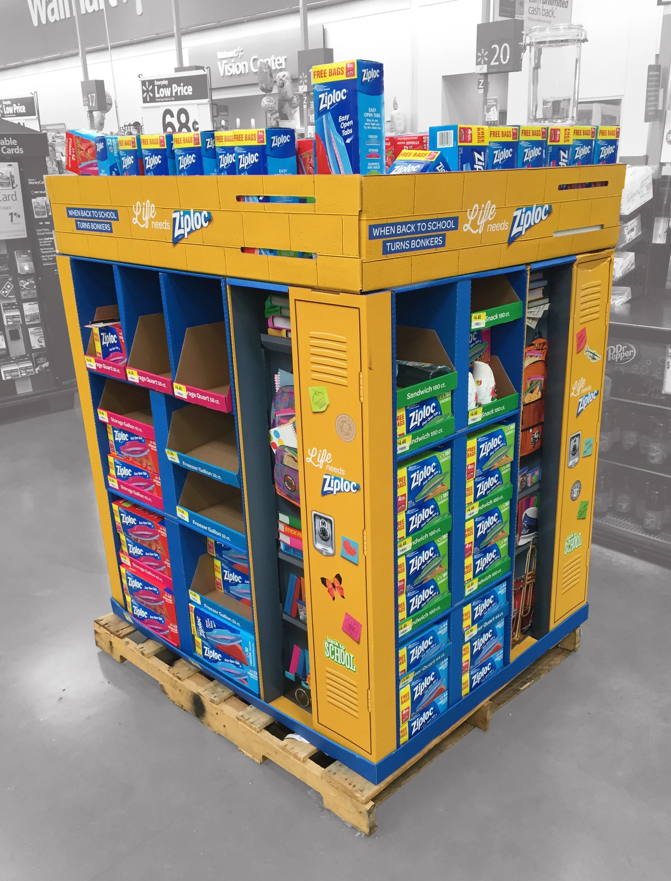 Ziploc_Walmart_Pallet_Real.jpg