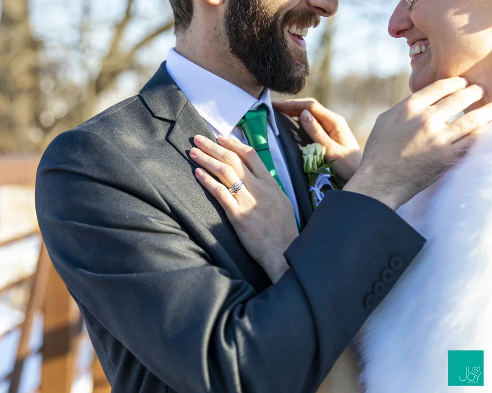 Laura and Andrew's winter wedding, photo 5