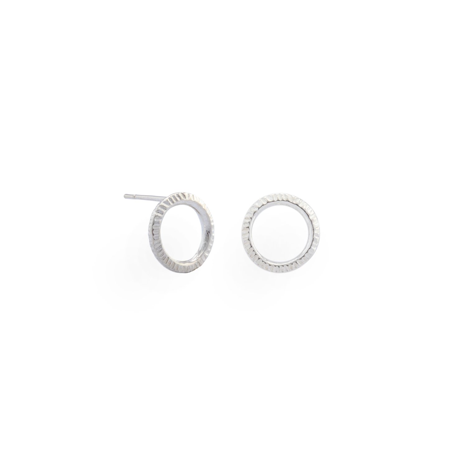 circle-stud-earrings-silver-small-white-background-1.jpg