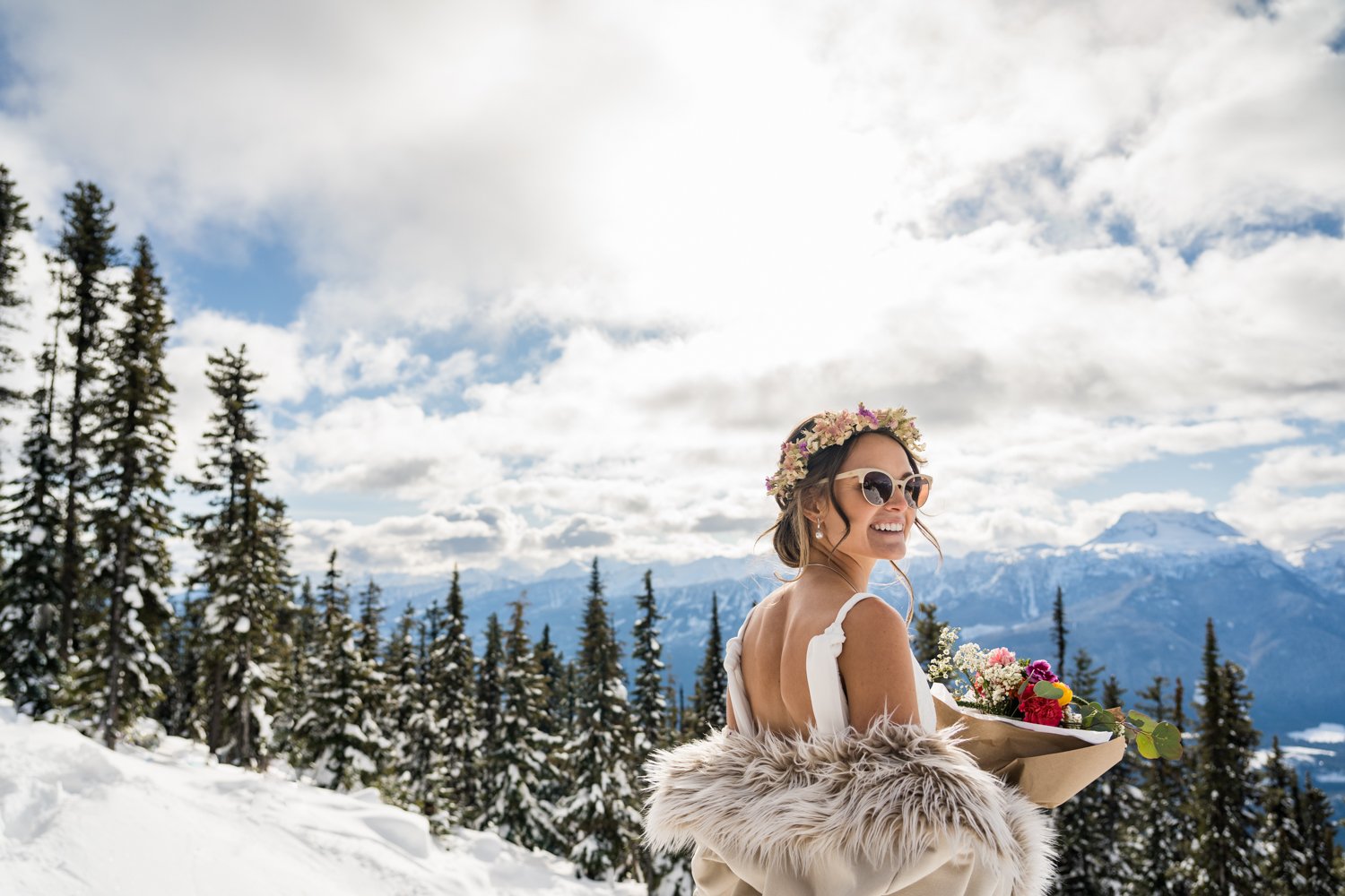 winter-mountain-revelstoke-snowboarding-elopement-36.jpg