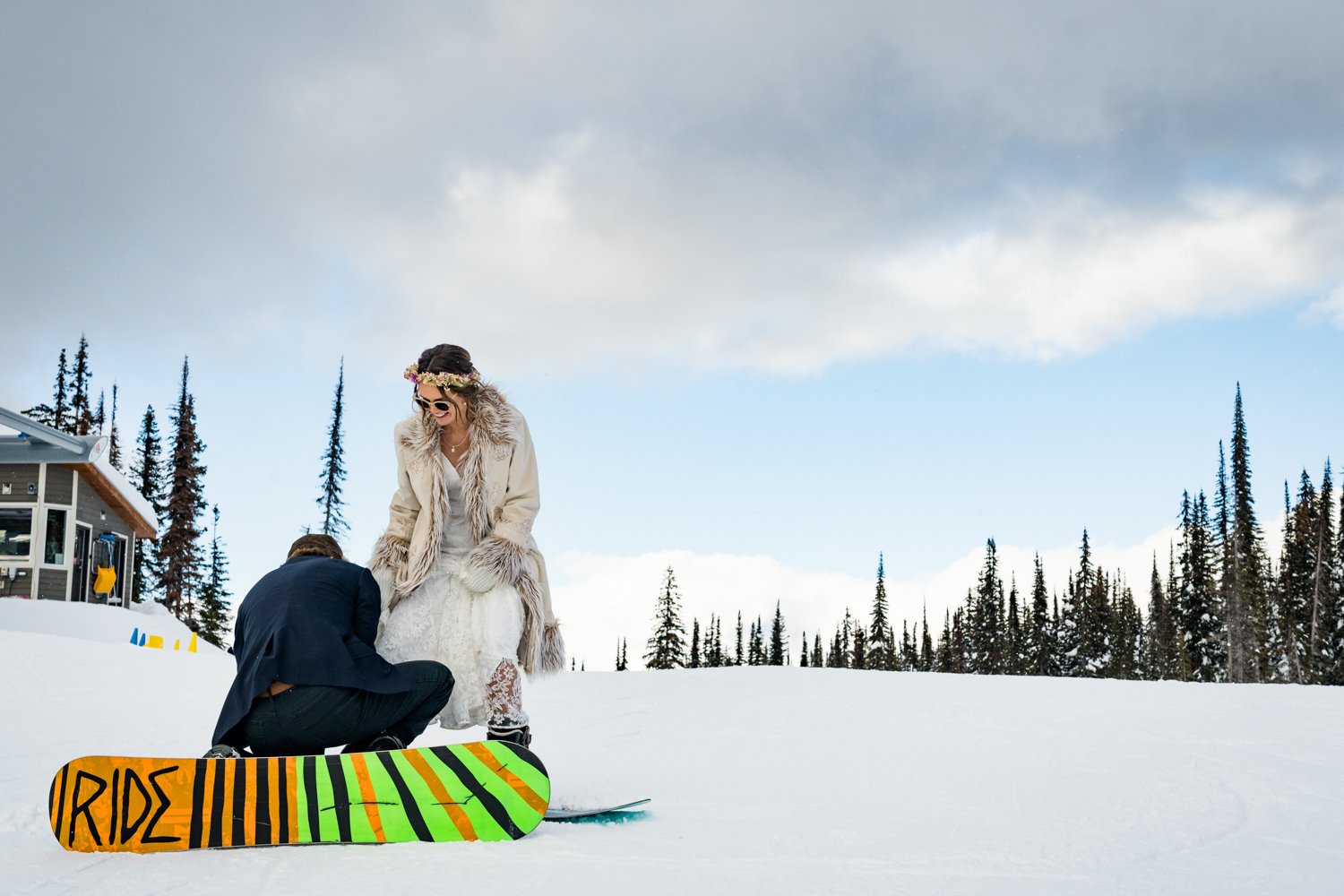 winter-mountain-revelstoke-snowboarding-elopement-83.jpg