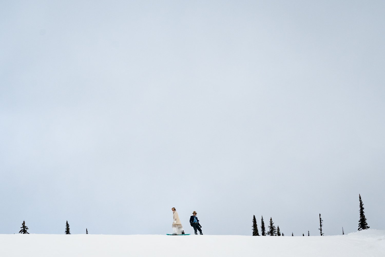 winter-mountain-revelstoke-snowboarding-elopement-96.jpg