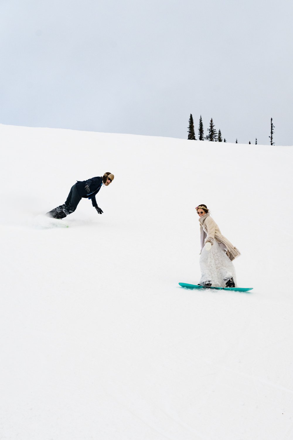 winter-mountain-revelstoke-snowboarding-elopement-97.jpg