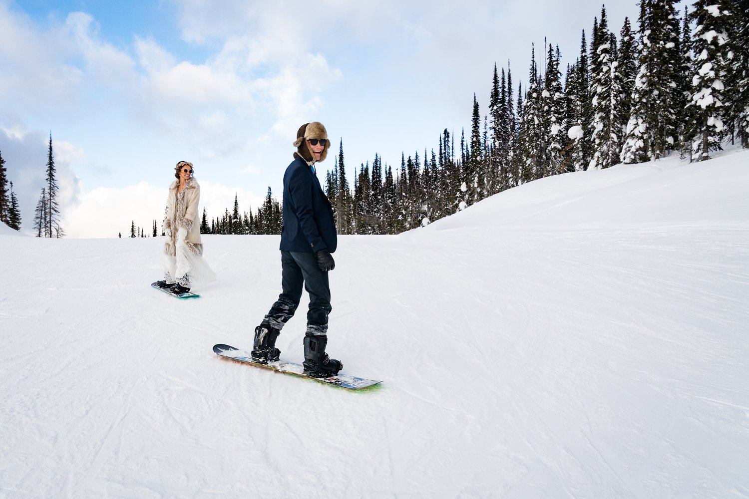 winter-mountain-revelstoke-snowboarding-elopement-108.jpg