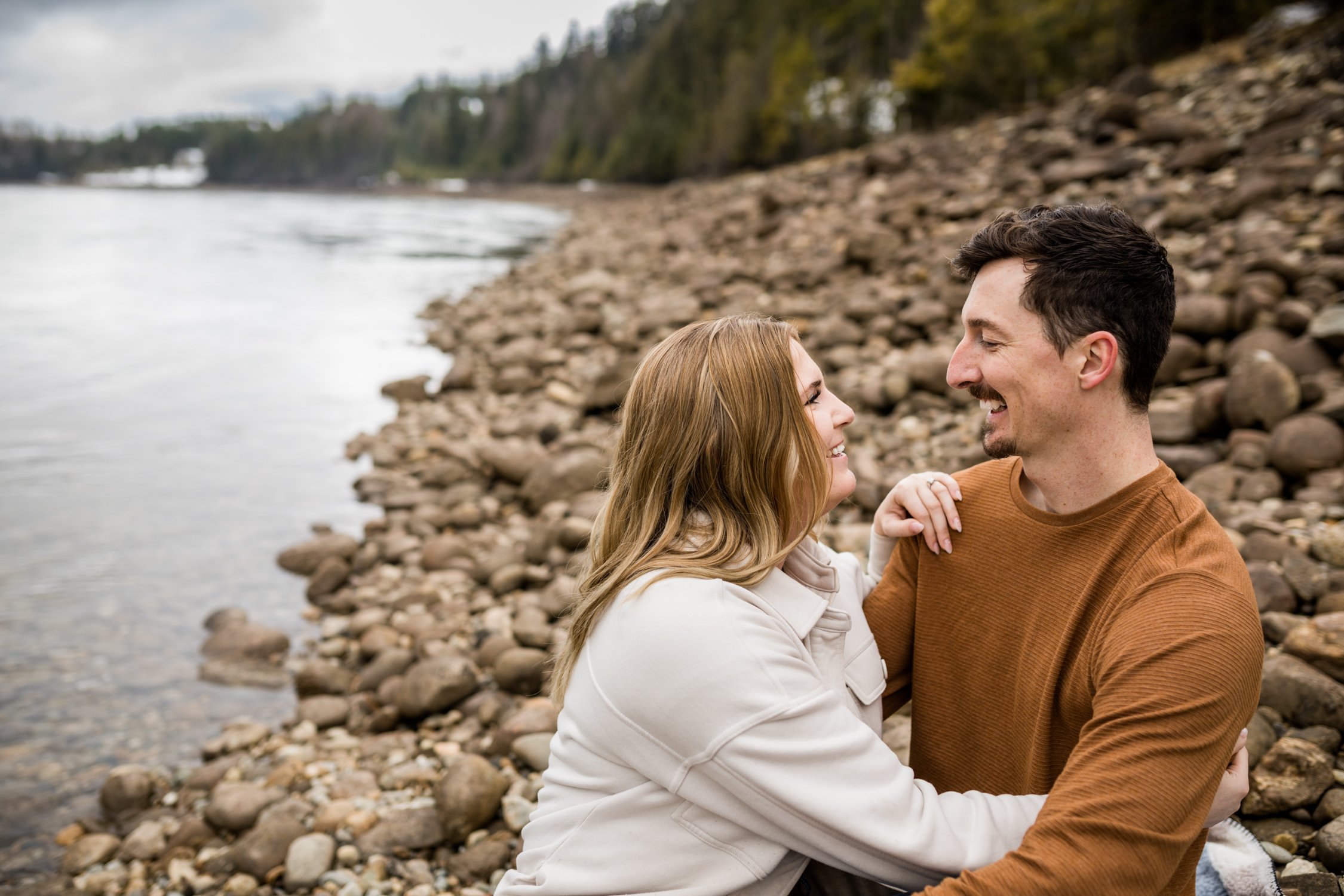 ©KateePederson-Revelstoke-engagement-session-26.jpg