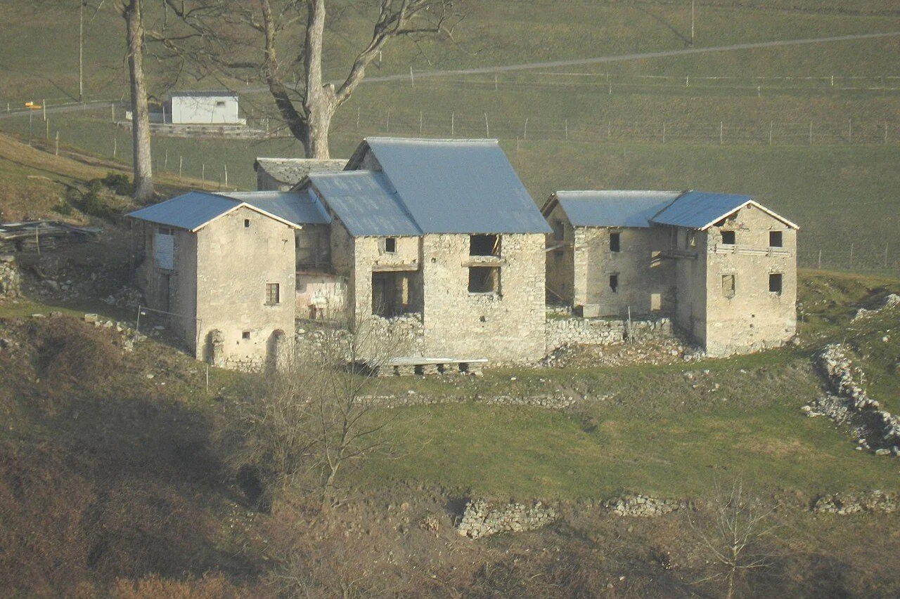 PROGETTO: Nuovo B&B, Castel San Pietro – Svizzera (B&B di 6 camere in una villa storica). SERVIZI: Valutazione delle competenze dei collaboratori, Raccomandazioni per l’organizzazione del B&B