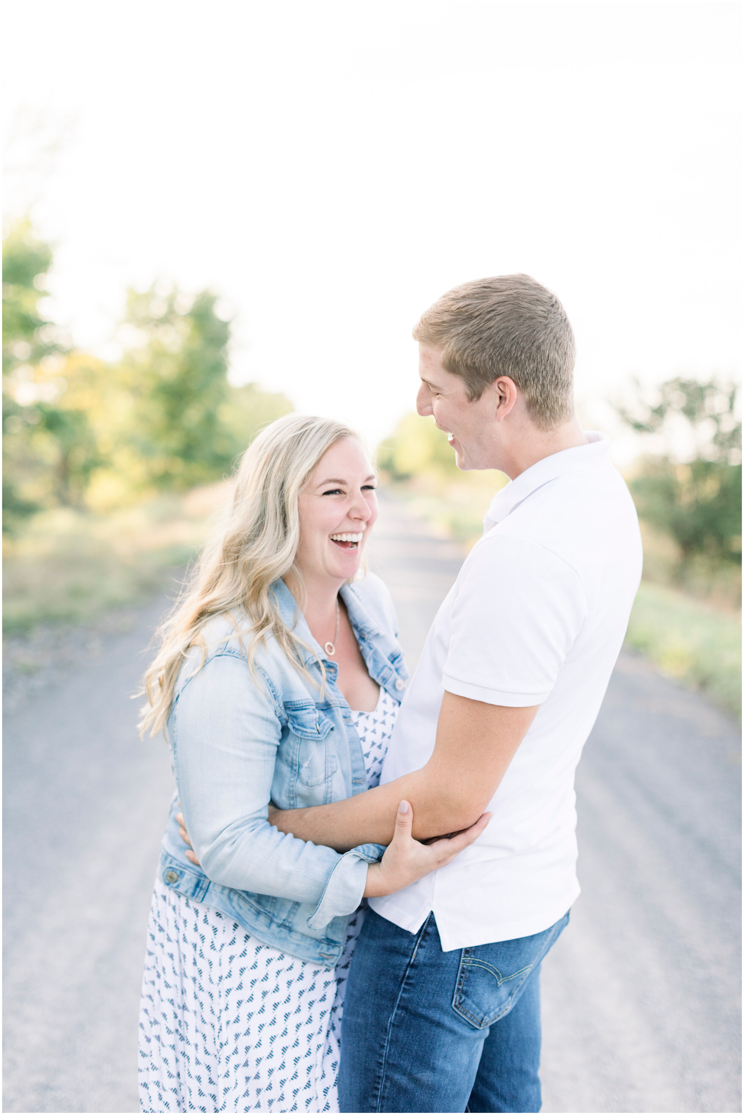 ottawa_sunflower_field_engagement-9.jpg