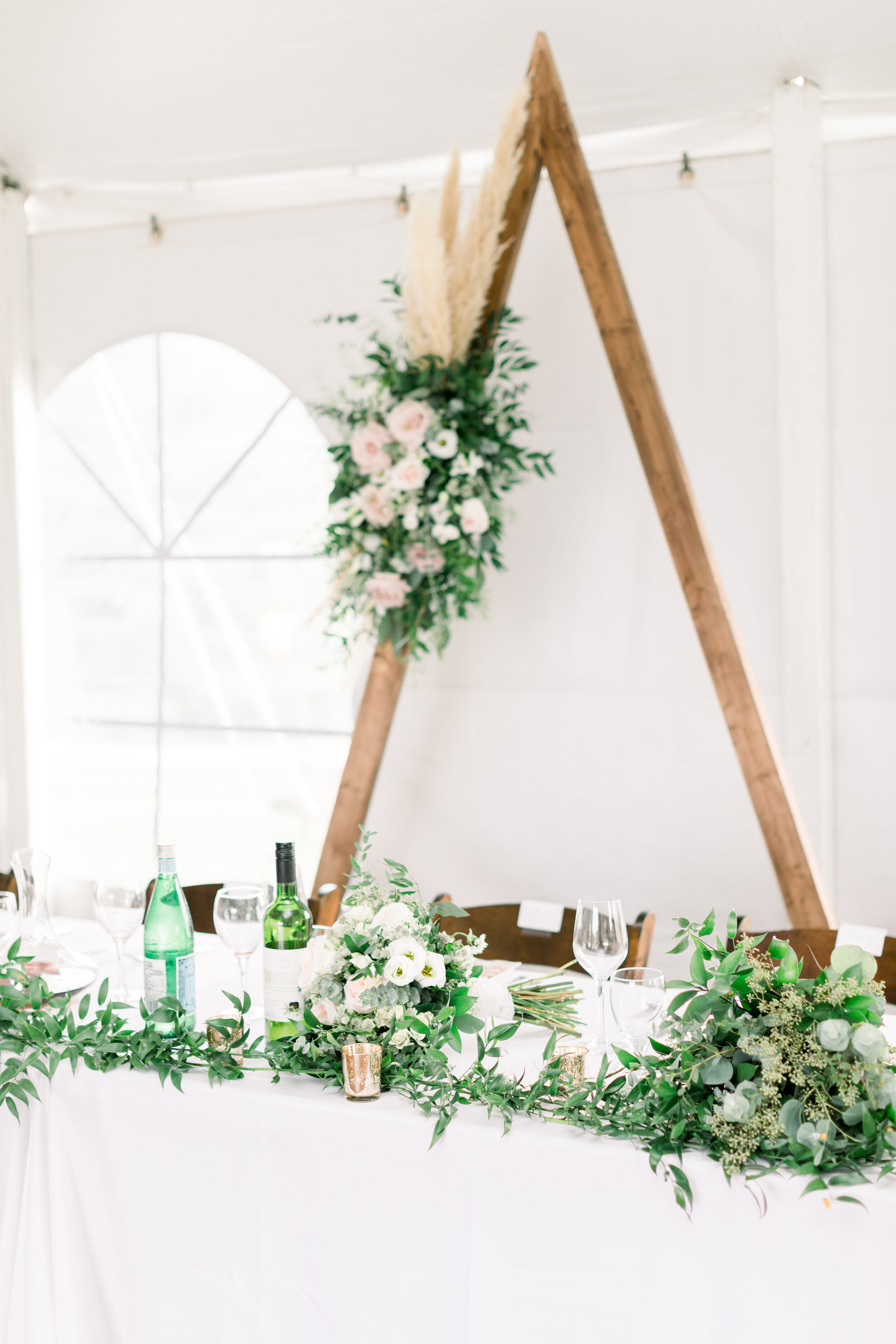  The details of this head table were captured perfectly by Chelsea Mason Photography at a beautiful Kinmount, Ontario wedding. Head tablescape details floral wedding centerpieces greenery place settings wine glass gold candles wedding day details pic